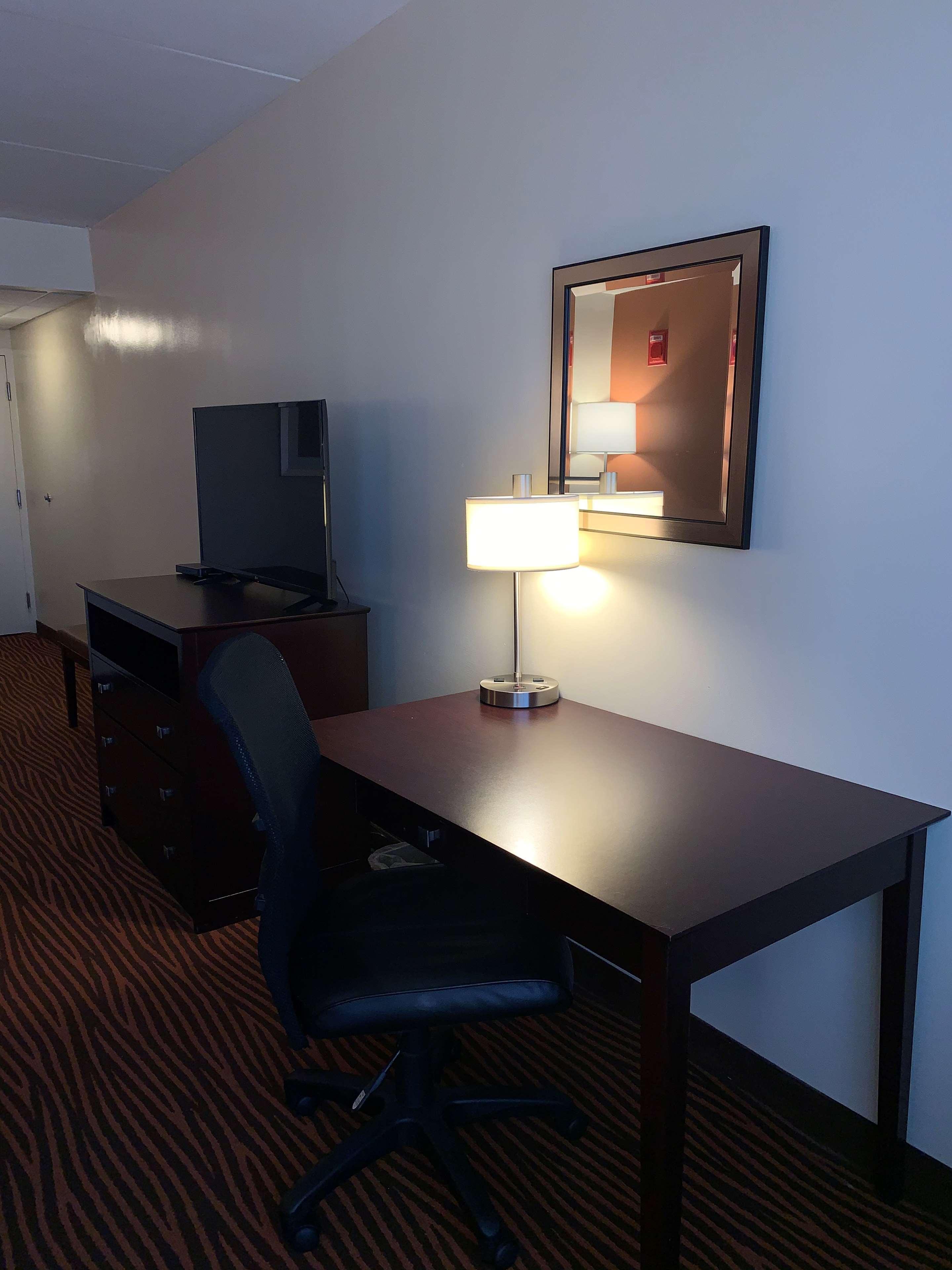 เบสต์ เวสเทิร์น เอ็กเซกคิวทีฟ โฮเต็ล ออฟ นิว เฮเวน-เวสต์ เฮเวน Hotel เวสต์เฮเวน ภายนอก รูปภาพ